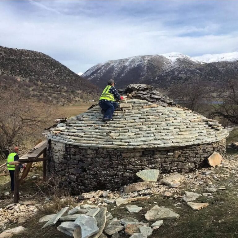 Një monument i rrallë i Zagorisë rikthehet në identitetin e tij, restaurohet “Karakolli”