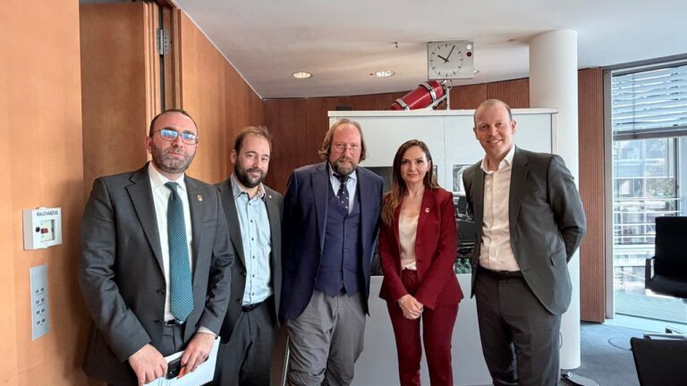 Tabaku dhe Bardhi në Berlin, çfarë u diskutua për rrugën e integrimit europian të Shqipërisë?