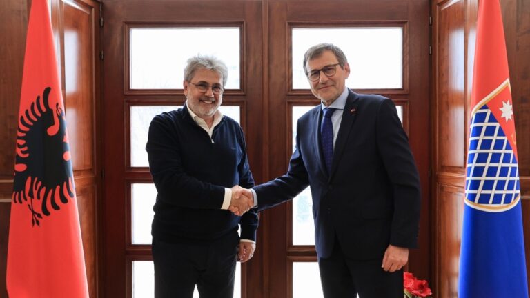 Benet Beci pret ambasadorin polak në Shqipëri: Shkodra hap ura bashkëpunimi me Poloninë