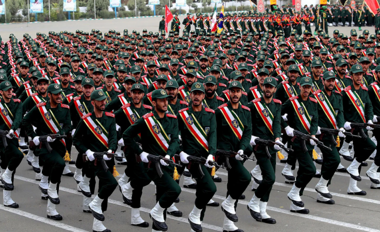 Garda Revolucionare e Iranit paralajmëron SHBA-të dhe Izraelin: Do sulmojmë qendrat ekonomike