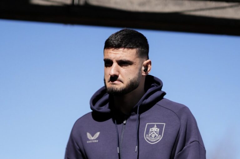 Asnjë minutë për Armando Brojën në humbjen ndaj Fulham
