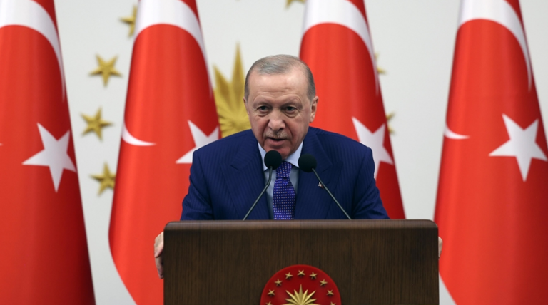 Presidenti Erdogan: Do ta mbajmë Turqinë larg kësaj lufte