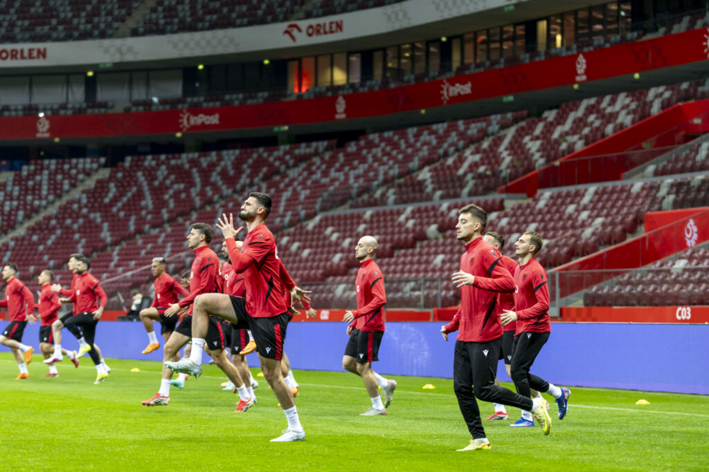 Shqipëria gati për sfidën ndaj Polonisë, Mehmeti merr numrin e Asanit