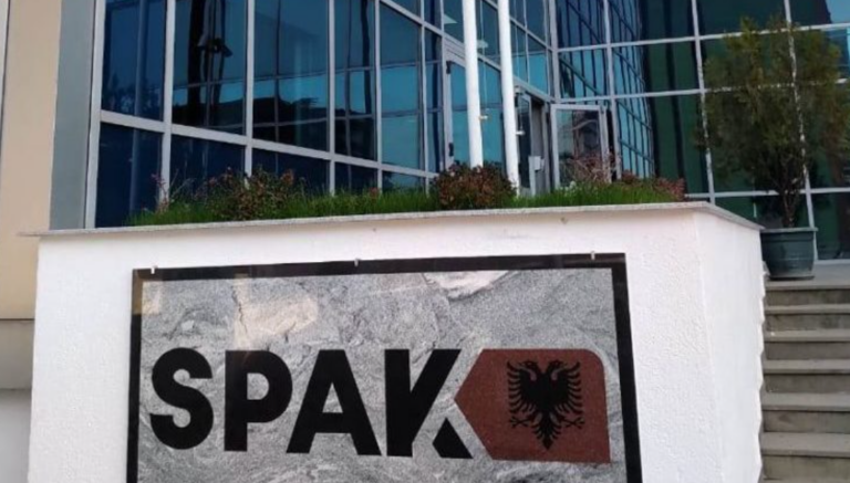 SPAK godet një grup të strukturuar kriminal me bazë në Vlorë, i përfshirë në trafikun ndërkombëtar të drogës dhe kryerjen e krimeve të rënda