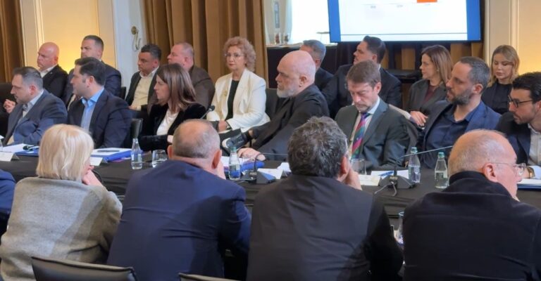 Mbledhja e PS, zbulohen porositë e kryeministrit Rama