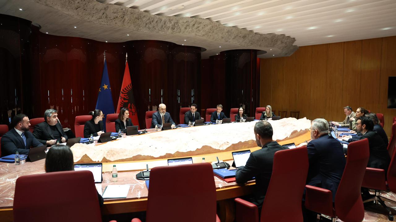 Qeveria miraton rregulla të reja për kreditë e pakthyera që mbulohen me garanci shtetërore