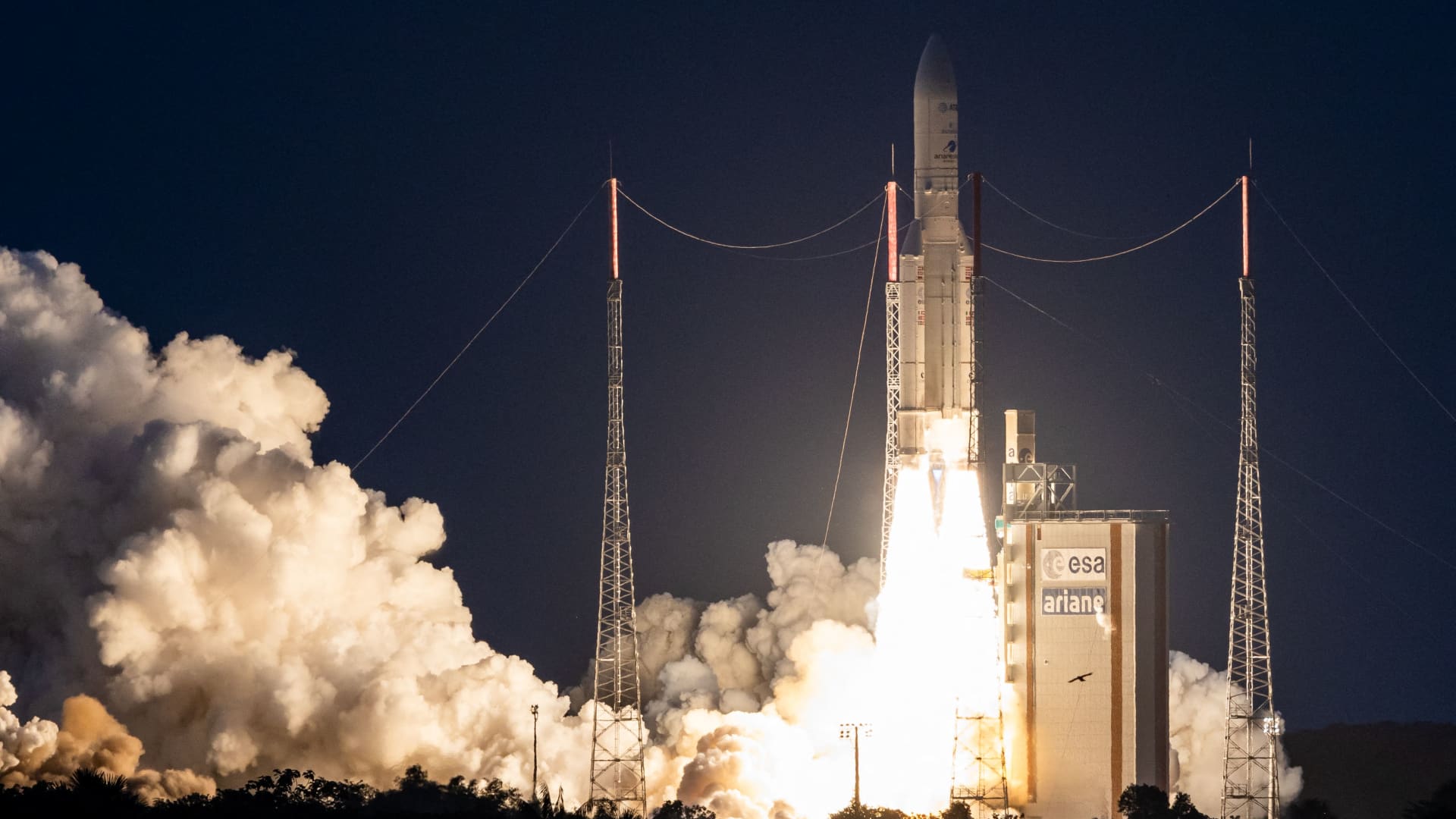 miliarda-investime-drejt-orbites-se-ulet-tokesore-nje-infrastrukture-e-re-kritike