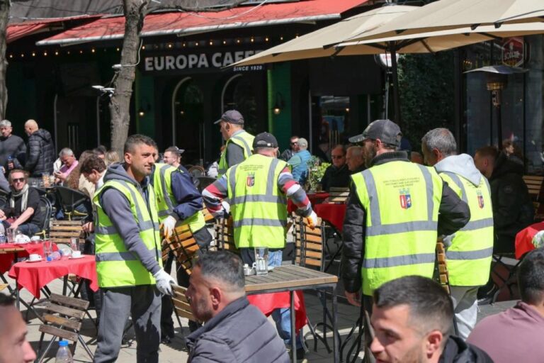 Aksion për lirimin e hapësirave në mbi 60 subjekte në Tiranë