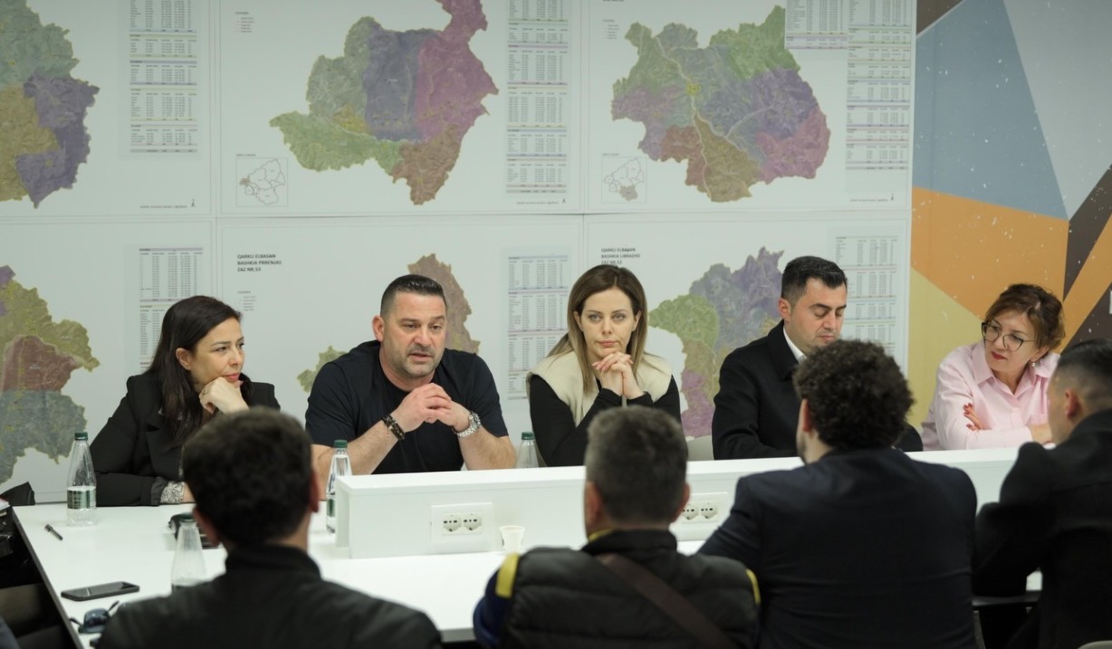 Rienergjizohen strukturat e PS në Elbasan  Takime në rajonin 2 dhe Njësitë Administrative për forcimin e lidhjes me qytetarët