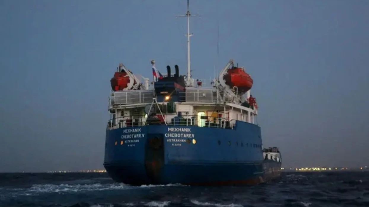 Tankeri rus i afrohet Kubës  duke sfiduar bllokadën amerikane të naftës