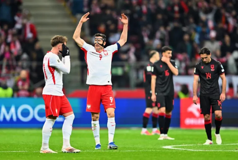 Shuhet ëndrra kuqezi për të shkuar në Kupën e Botës, Polonia fiton me përmbysje në Varshavë