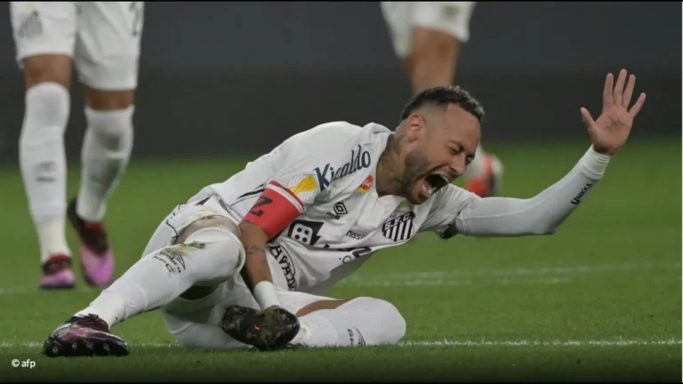Neymar dëmtohet sërish, rrezikon të humbasë grumbullimin me Brazilin