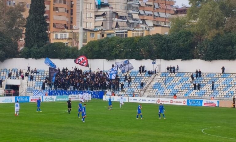 Tirana fiton duelin e mbijetesës ndaj Vorës, Xhixha shkëlqen me dopietë