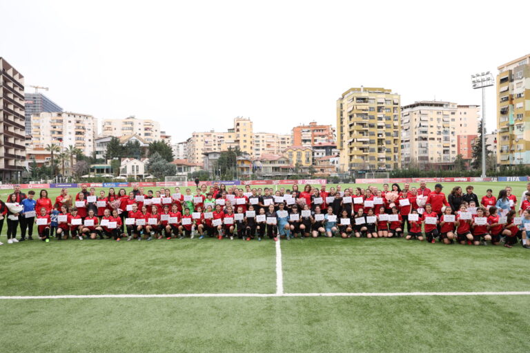Turneu rajonal për vajza në “Shtëpinë e Futbollit”, një festë futbolli në kuadër të 8 Marsit