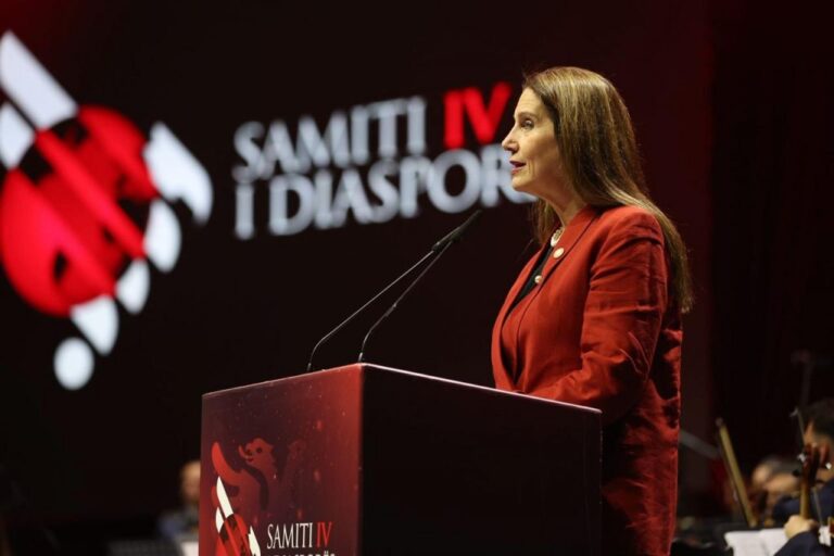 Samiti i Diasporës, shpallen çmimet e përkthimit ”Jusuf Vrioni”