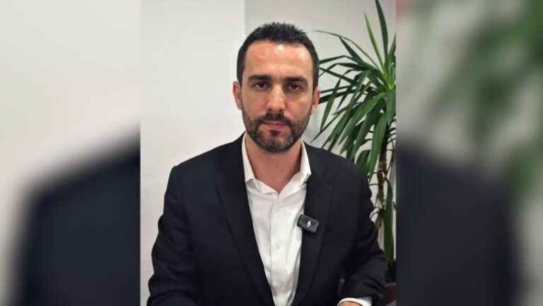 VIDEO/ Adriatik Lapaj bën kallëzim penal në SPAK për keqadministrimin e sektorit të naftës: Kemi prova dhe fakte
