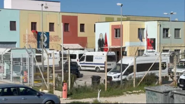 Forcat Operacionale të Burgjeve zbarkojnë në Vlorë