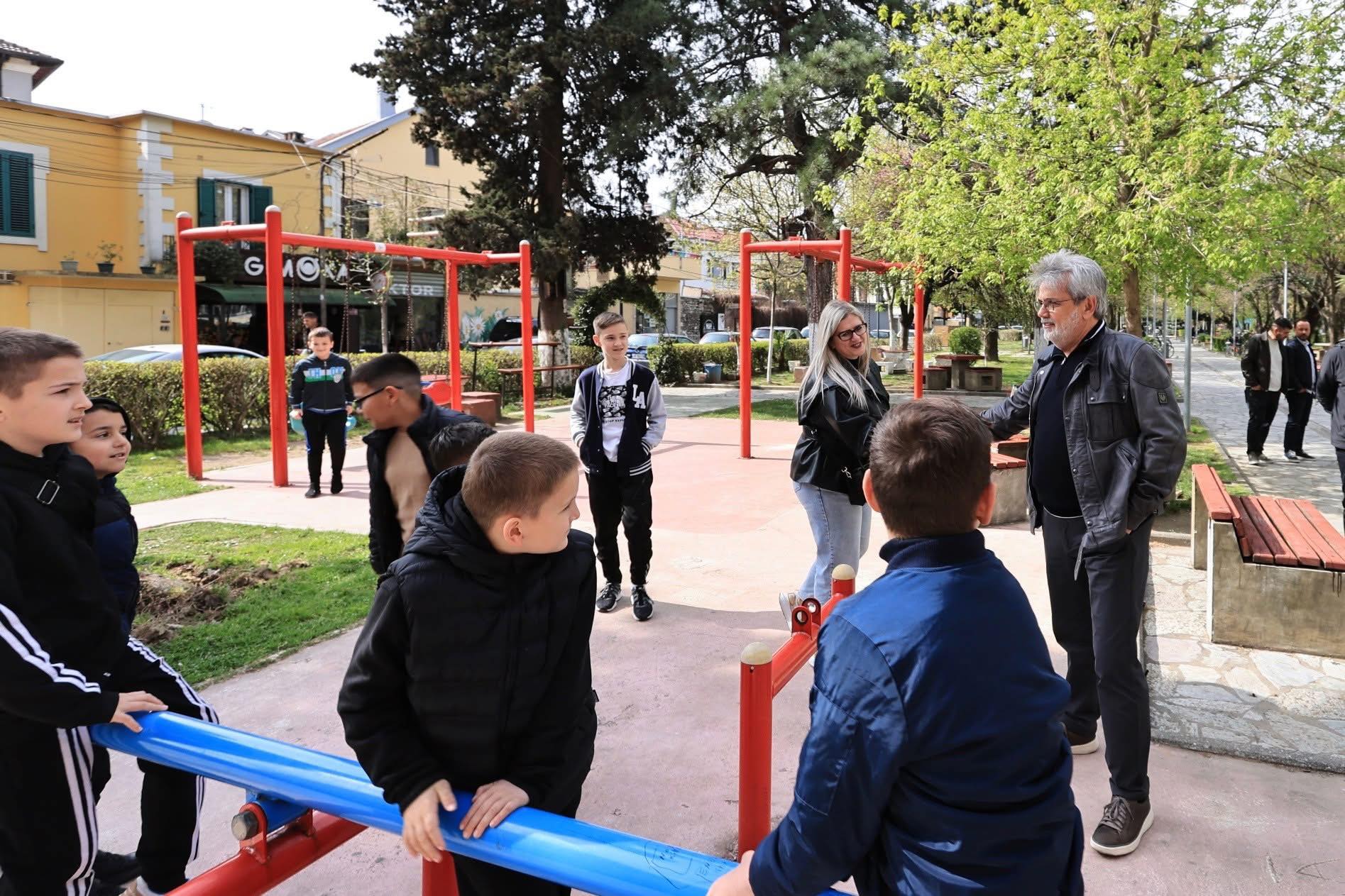 Beci inspekton lulishten pranë  Dollarit   paralajmëron ndërhyrje për përmirësimin e hapësirës publike