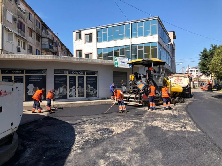 Benet Beci: Puna për qytetin nuk ndalet as në ditë pushimi