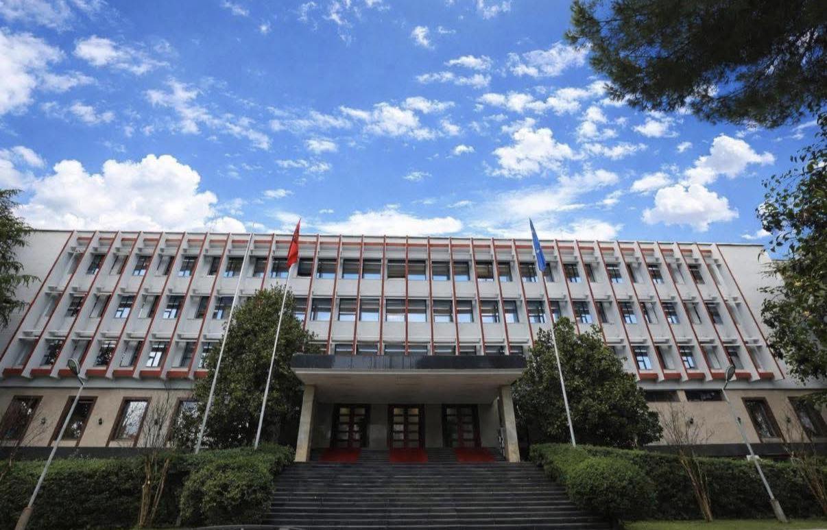 Shqipëria përshëndet armëpushimin SHBA Iran  Ministria e Jashtme  Hap drejt stabilitetit dhe dialogut