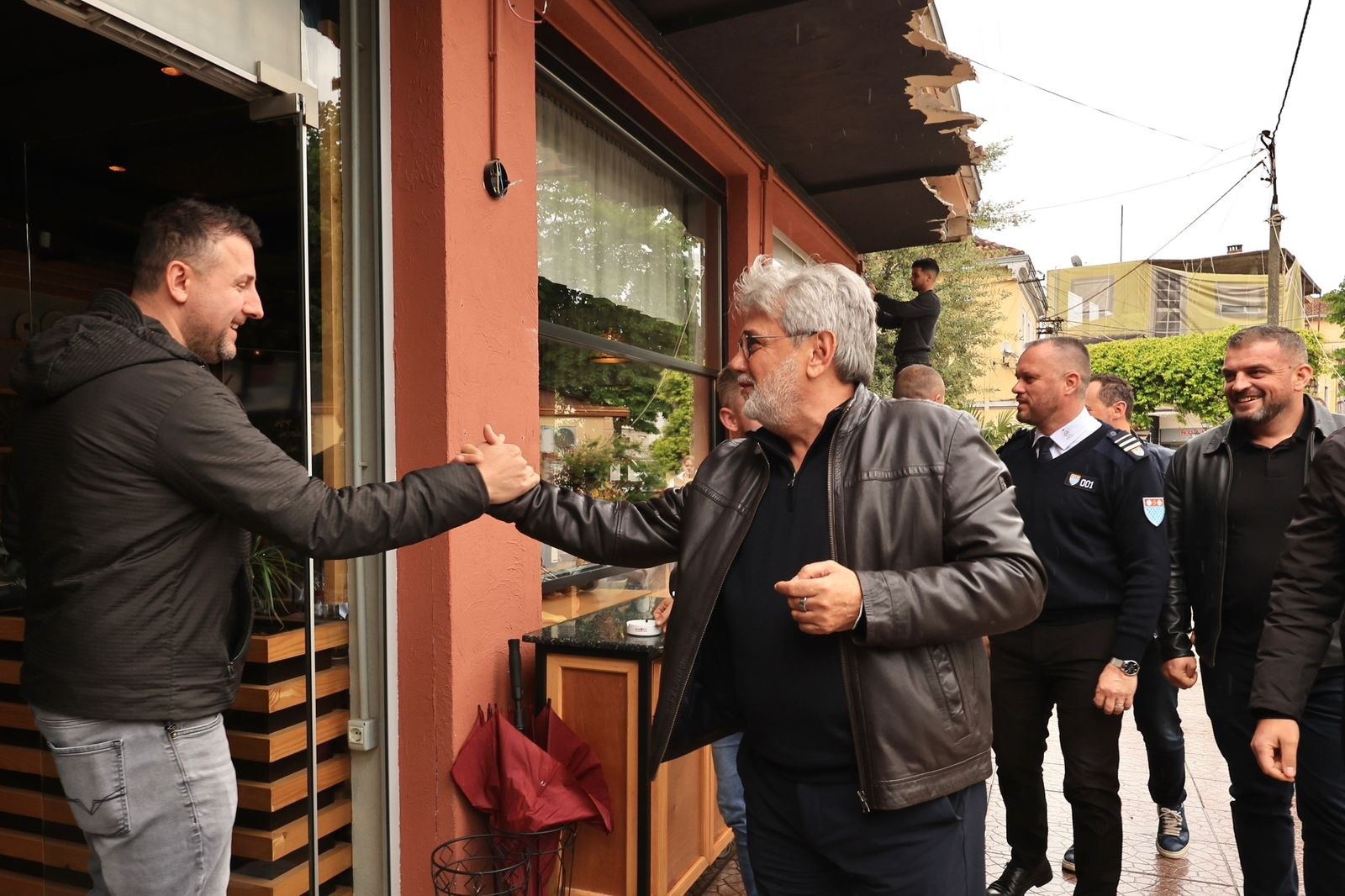 Benet Beci  Inspektova hapësirat e çliruara pranë gjimnazit  28 Nëntori 