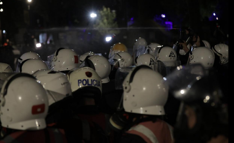 Protesta, mbi 20 persona të shoqëruar