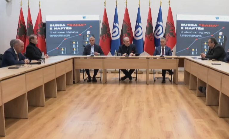 ”Shqipëria me naftën më të shtrenjtë në rajon”, Bozdo: Qeveria s’ka vullnet për të ndërhyrë