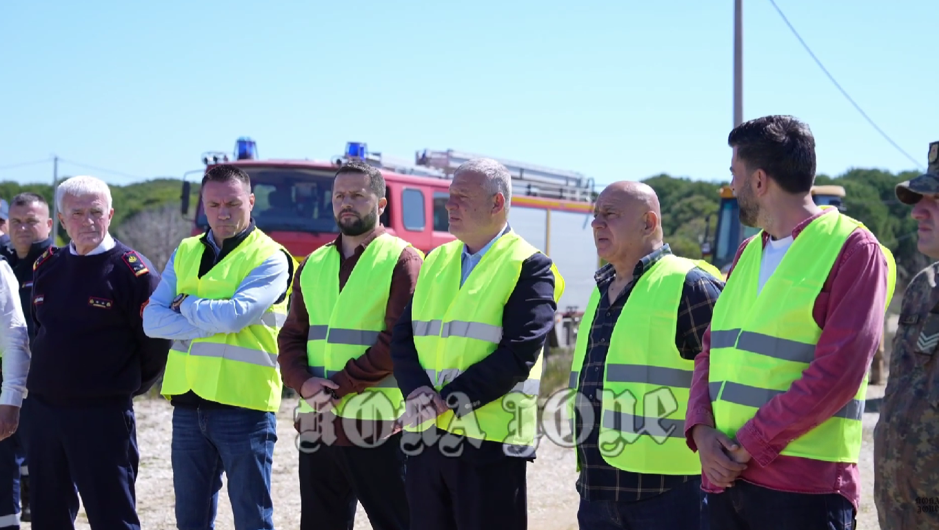 VIDEO  Prefekti Shkëlqim Hajdari në terren  Nga ndotja katastrofike drejt plazhit publik në Kavajë dhe Rrogozhinë