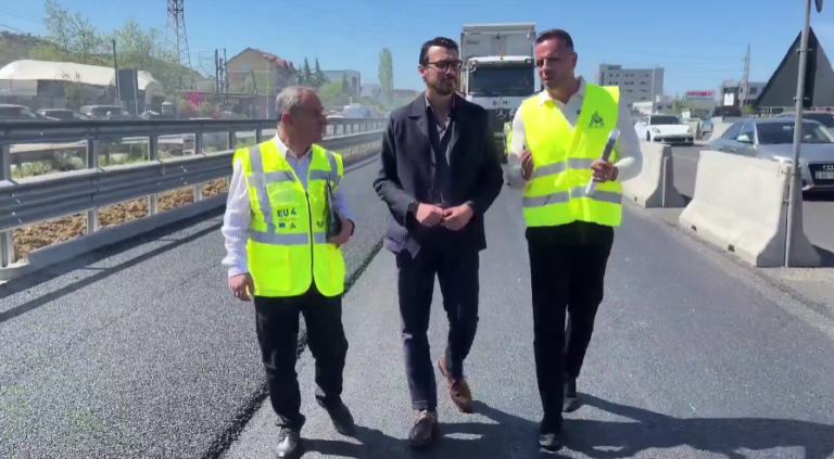 Zgjerimi i autostradës Tiranë-Durrës, ministri Karakaçi: Hapet në maj për lehtësimin e trafikut