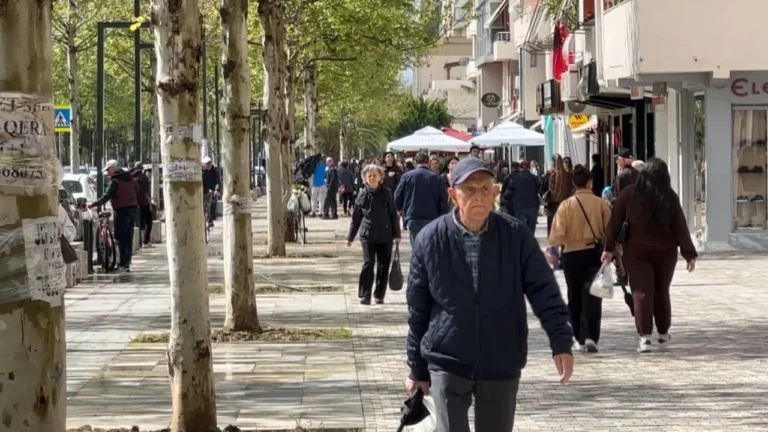 Rriten divorcet në Vlorë/ Avokatët: Dhuna në familje dhe faktorë të tjerë po ndikojnë gjithnjë