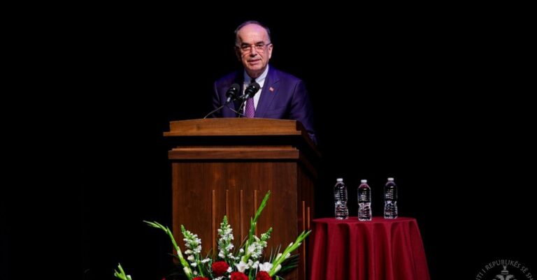 Presidenti Begaj nga Teksasi: Ëndrra amerikane vijon të jetë një busull për Shqipërinë