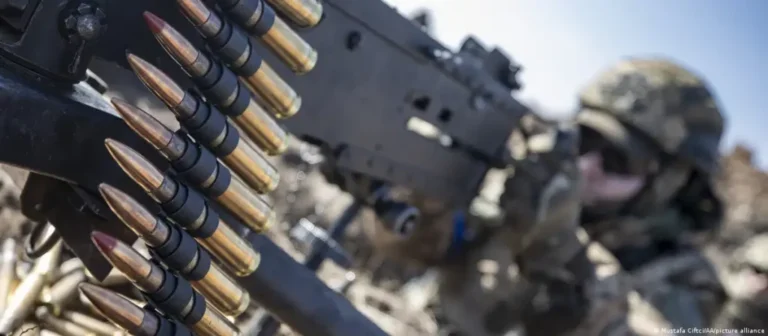 Lufta Rusi-Ukrainë dhe Izrael-Iran, shpenzime rekord për armët