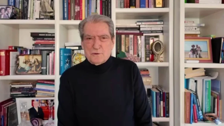 Berisha i përgjigjet Ramës: Mashtron për pagat e pensionet, pensionistët blejnë vetëm 2 kg domate në muaj