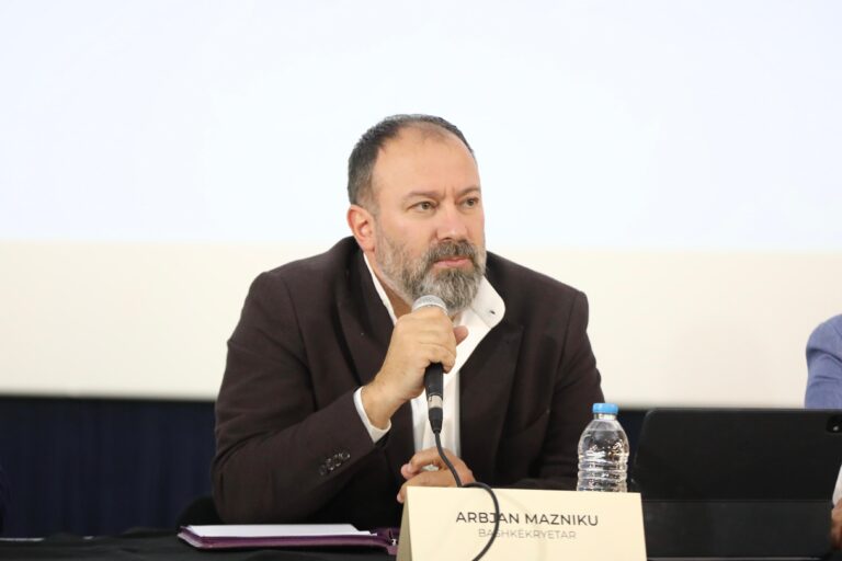 FOTO/ Reforma territoriale vijon dëgjesat, Mazniku në Gjirokastër: Bashkitë rol kyç për fondet e BE-së