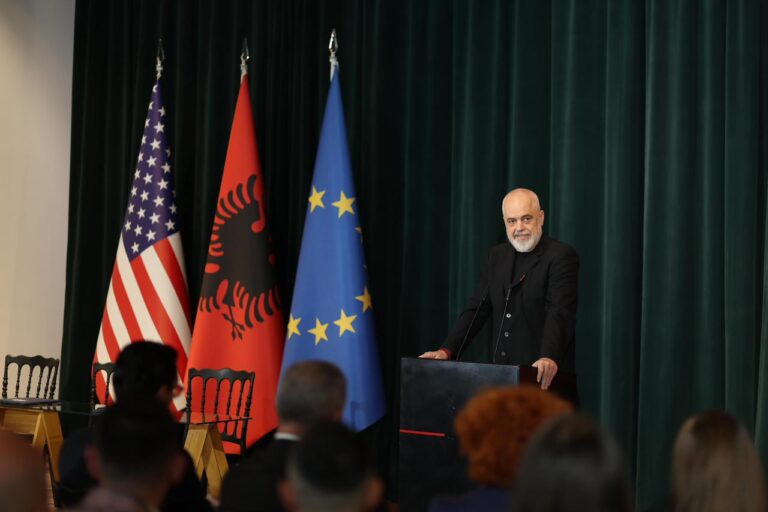 Marrëveshja 6 mld dollarë me kompanitë amerikane dhe greke, Rama: Shqipëria një qendër energjetike