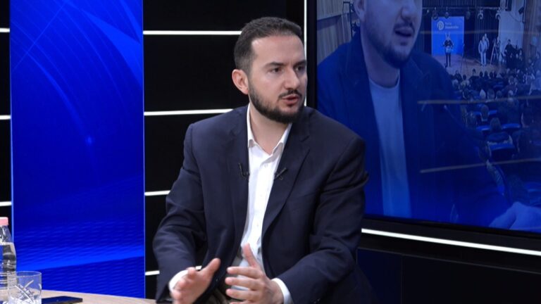 Befason Ervin Salianji: Unë them që Berisha ka nevojë për t’u vizituar tek psikiatri