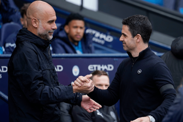 Premier League: Arsenal dhe City barazohen me 70 pikë, fantazma e së shkuarës ndjek