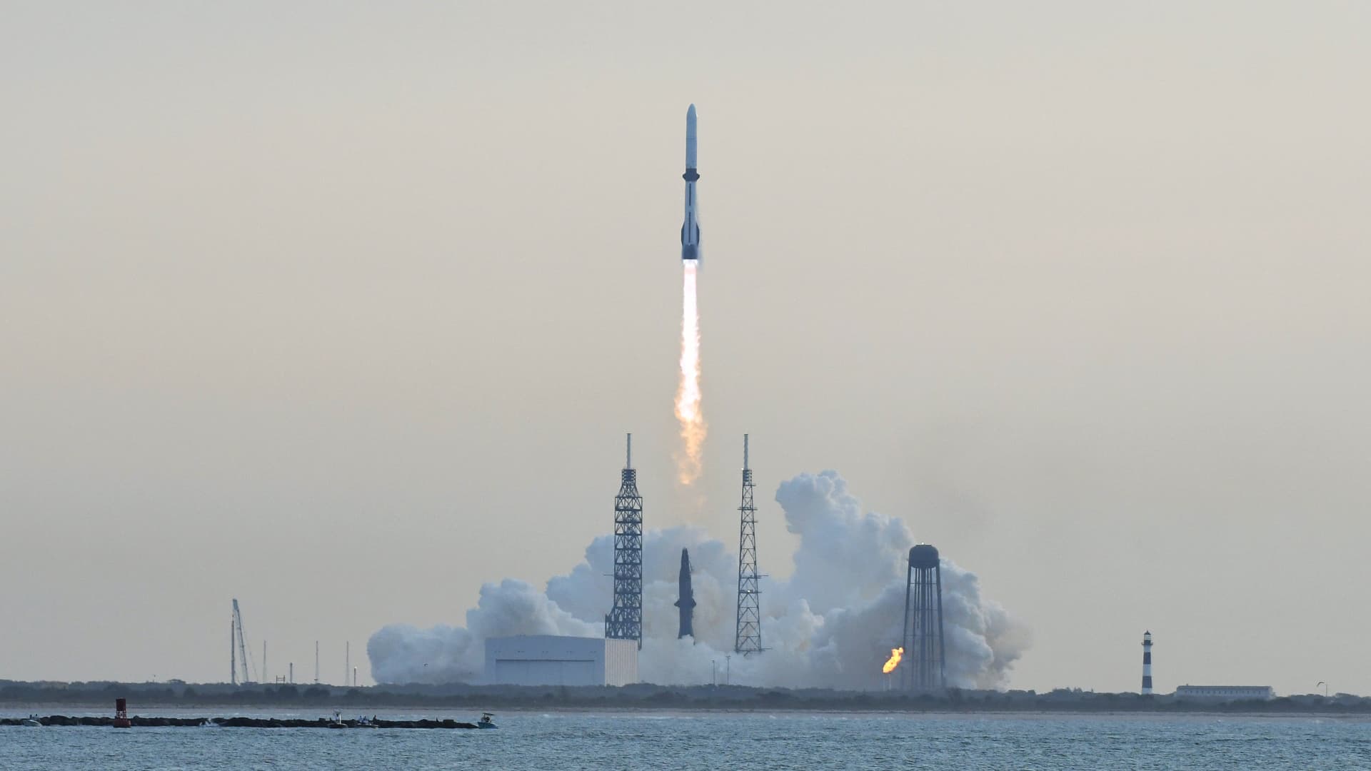 deshtimi-i-blue-origin-per-te-vendosur-satelitin-ne-orbite-godet-aksionet-e-ast-spacemobile