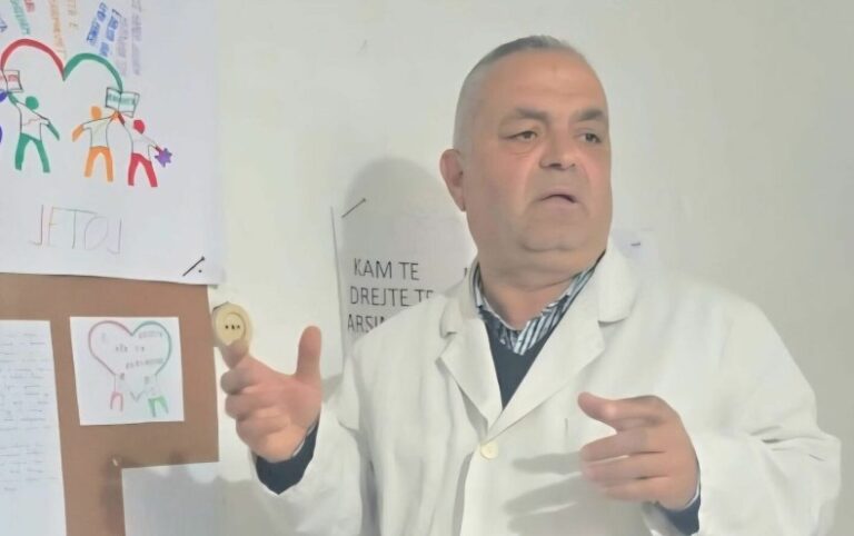 8 km rrugë në këmbë për të arsimuar vetëm 2 nxënës, mësuesi ndërron jetë nga ataku kardiak