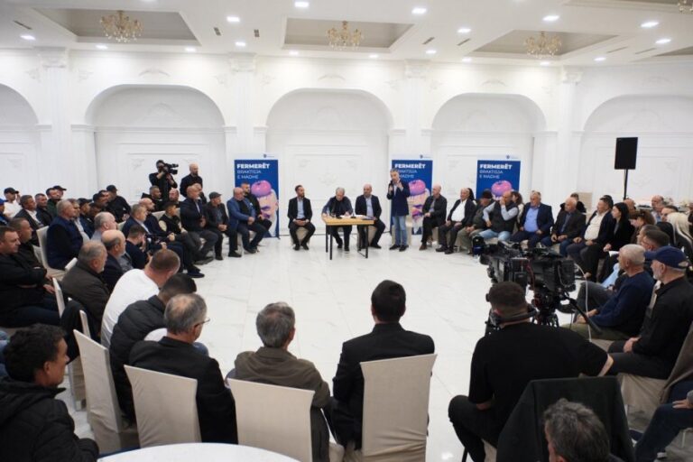 Bozdo: Fermerët në Berat asnjë subvencion, kanë marrë premtime boshe nga qeveria