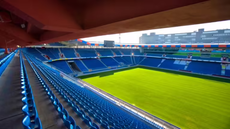 Zjarr në stadiumin e Baselit, anulohet sfida e radhës ndaj Thun