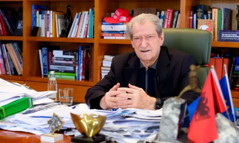Çmimi i karburanteve, Sali Berisha: Masat që ka shpallur Rama janë qesharake