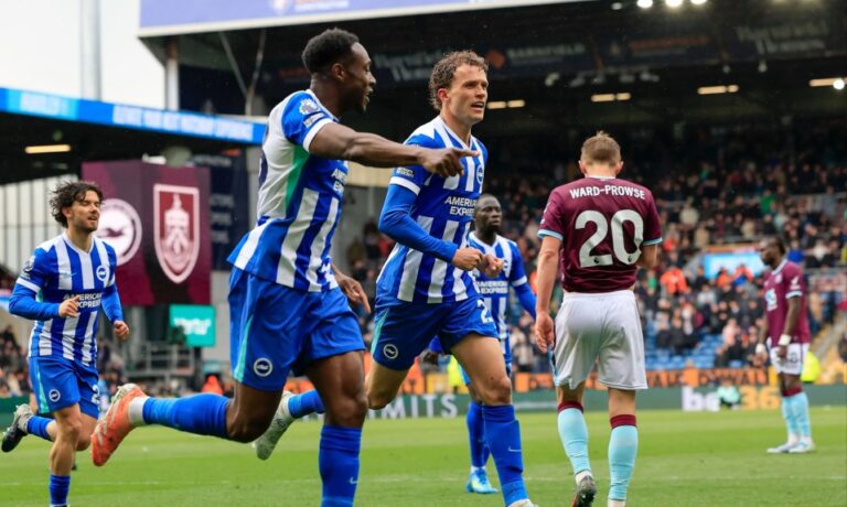 Burnley humbet ndaj Brighton, Broja aktivizohet vetëm 8 minuta