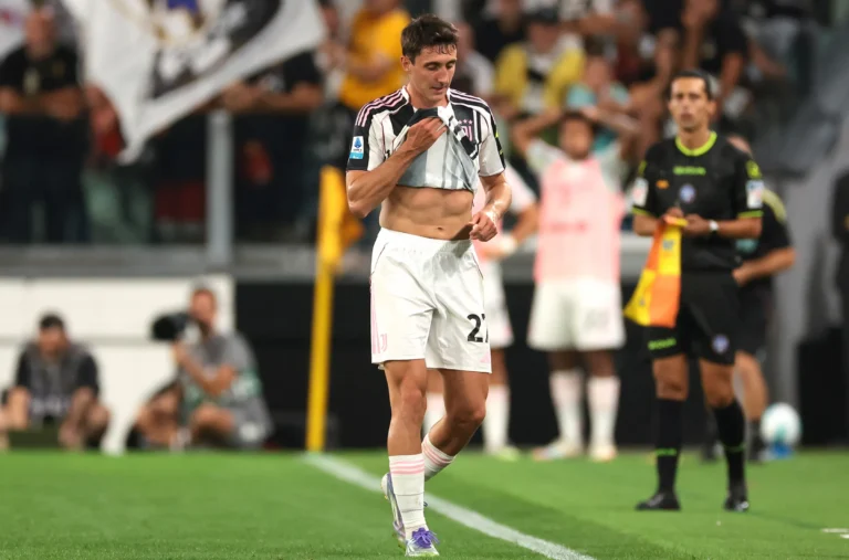Barcelona nuk synon vetëm Bastonin, në listë edhe mbrojtësi i Juventusit