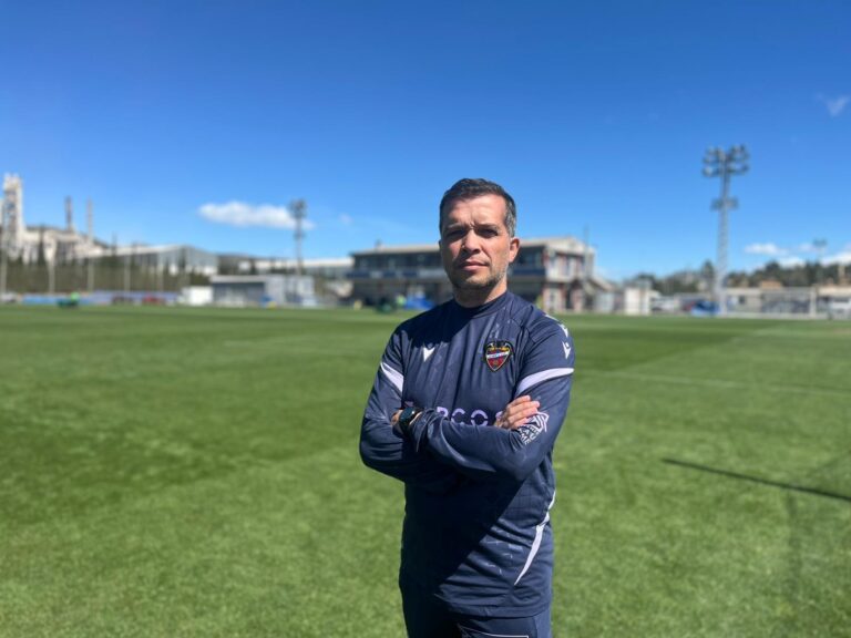 Luís Castro: “Mourinho është referenca ime si trajner”