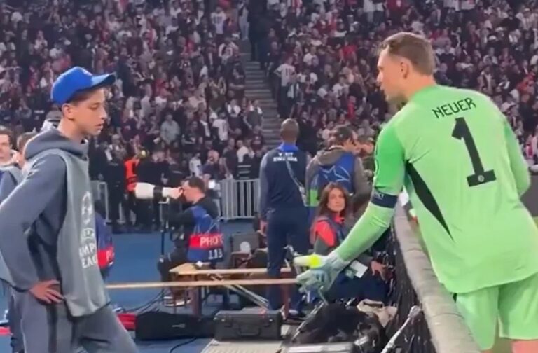 Djaloshi që kap topat pas porte tërbon Manuel Neuer (VIDEO)