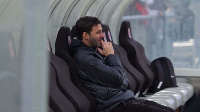 Edmond Kapllani dhe jeta e re si trajner: Nuk më mungon futbolli i luajtur, ndjej të njëjtën adrenalinë!