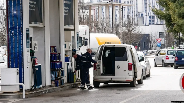 Kosova vazhdon masën mbrojtëse për naftën, çmimi vazhdon të rritet