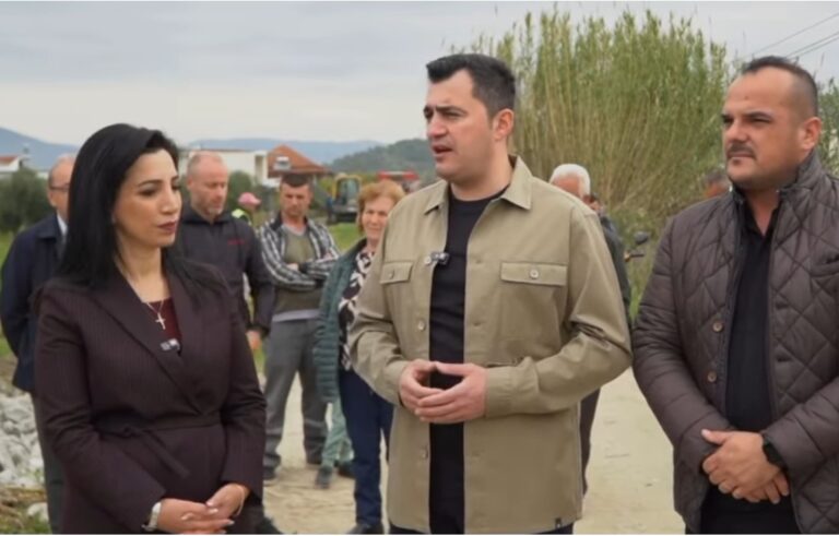 Kryebashkiaku Llatja dhe deputetja Kushi inspektojnë punimet në infrastrukturën vaditëse në Elbasan