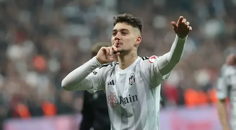 Besiktas pendohet për Ernest Muçin, gati ta rikthejë në verë